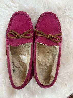 🩰🥿🚷🚦Women’s Suede Fuchsia Moccasin Slippers with Faux Shearling Lining